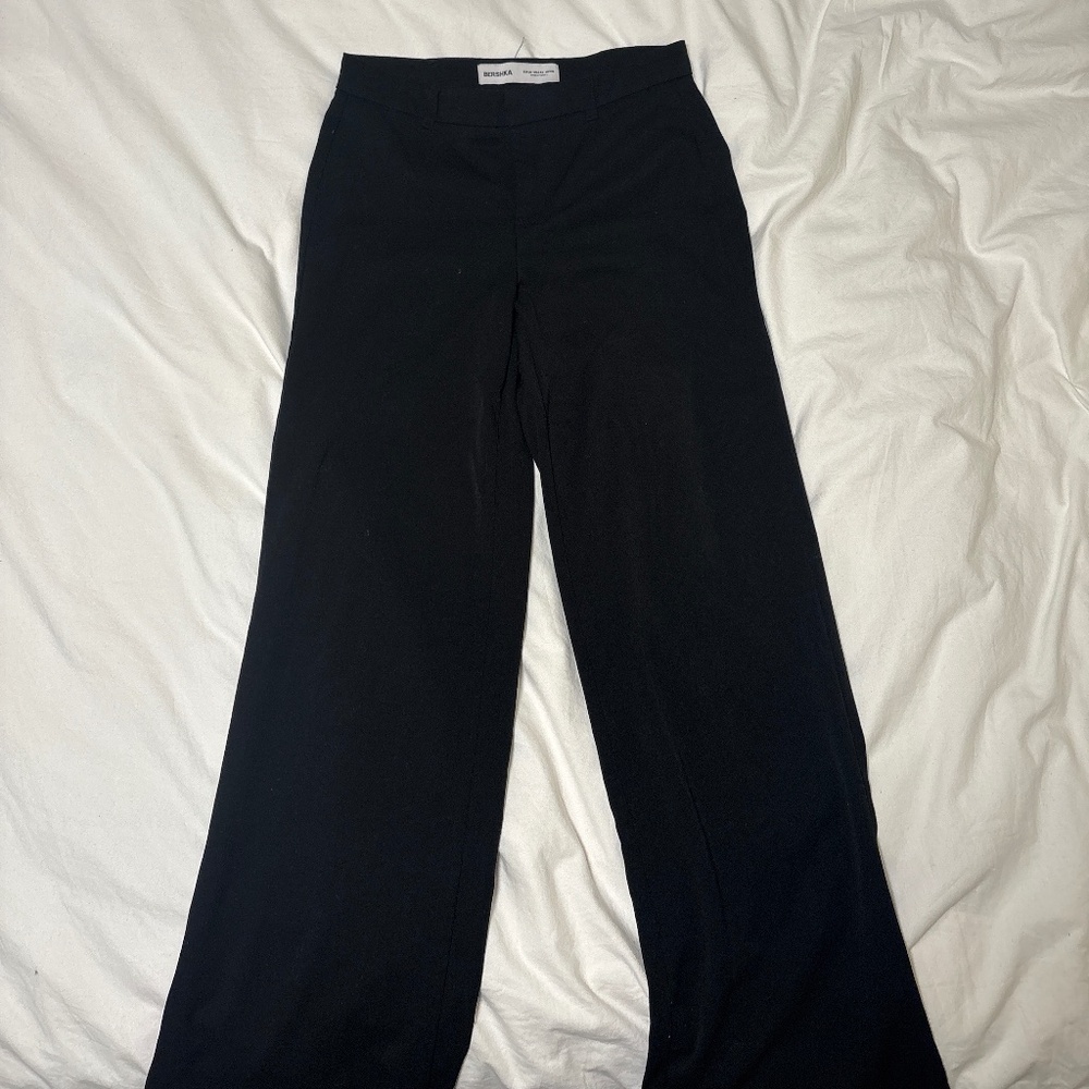 black chic pants